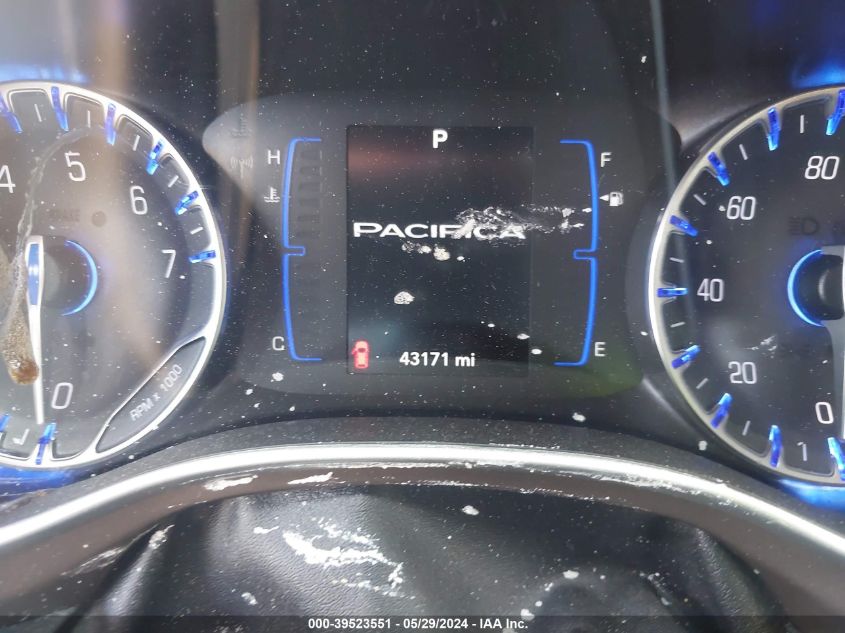 2019 Chrysler Pacifica Touring L VIN: 2C4RC1BG1KR666615 Lot: 39523551