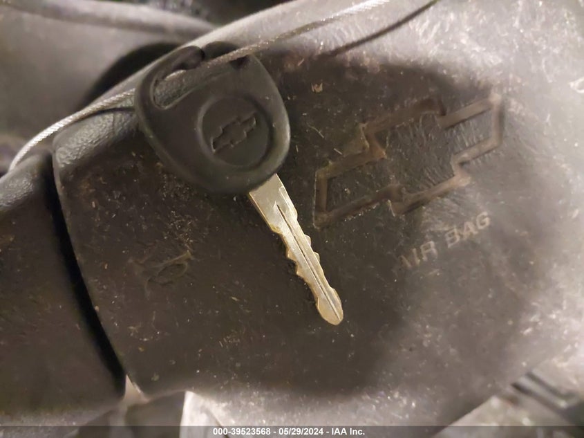 2003 Chevrolet Silverado 1500 Ls VIN: 2GCEC19T631121625 Lot: 39523568