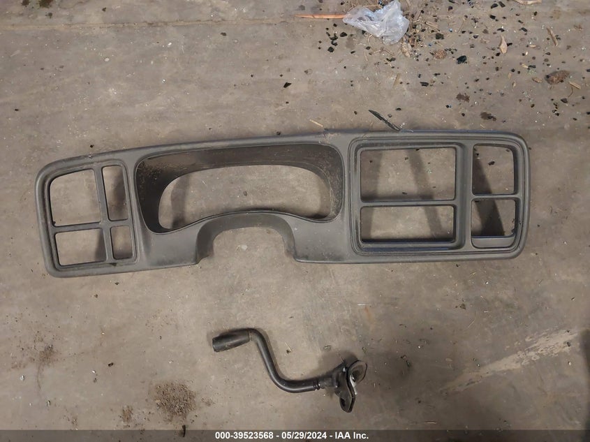 2003 Chevrolet Silverado 1500 Ls VIN: 2GCEC19T631121625 Lot: 39523568