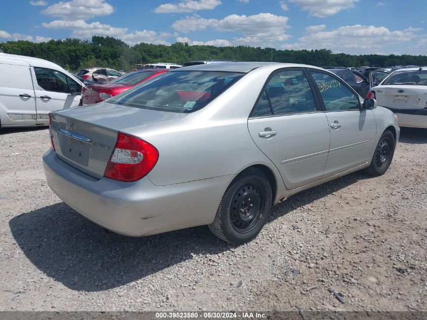 2002 Toyota Camry Xle VIN: 4T1BE32K52U037272 Lot: 39523580