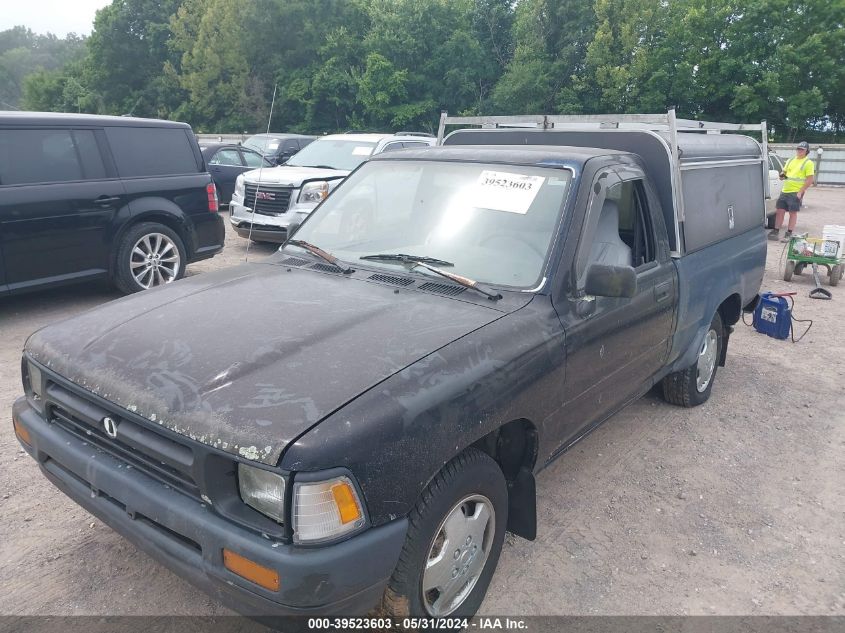 1992 Toyota Pickup 1/2 Ton Short Wheelbase VIN: JT4RN81A3N0090010 Lot: 39523603