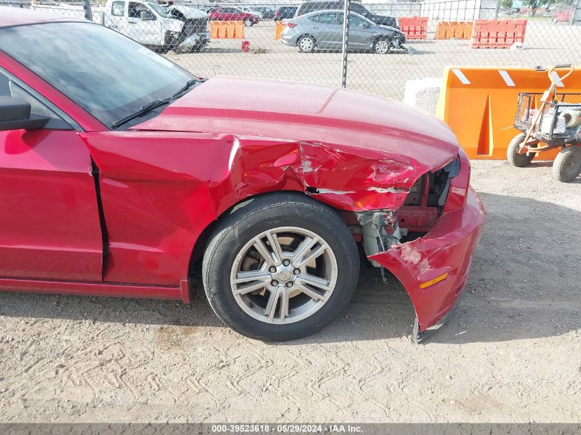 2013 Ford Mustang V6 VIN: 1ZVBP8AM3D5274917 Lot: 39523618