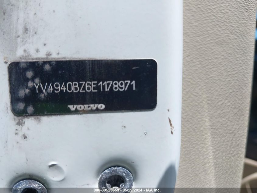 2014 Volvo Xc70 3.2/3.2 Platinum/3.2 Premier/3.2 Premier Plus VIN: YV4940BZ6E1178971 Lot: 39523659