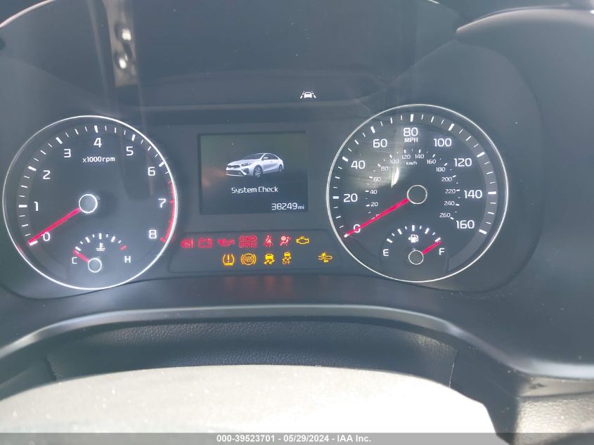 2021 Kia Forte Lxs VIN: 3KPF24AD2ME332628 Lot: 39523701