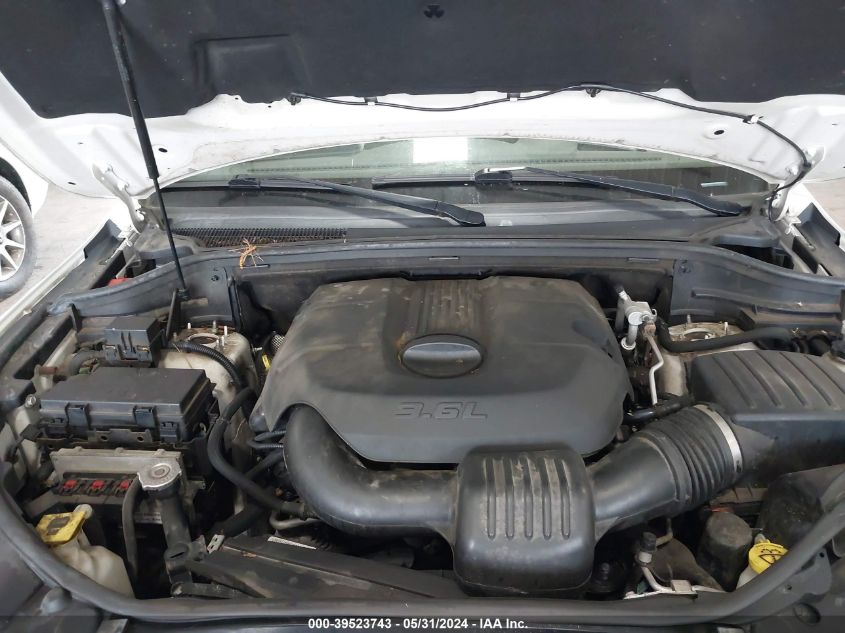 2011 Jeep Grand Cherokee Laredo VIN: 1J4RR4GGXBC587746 Lot: 39523743