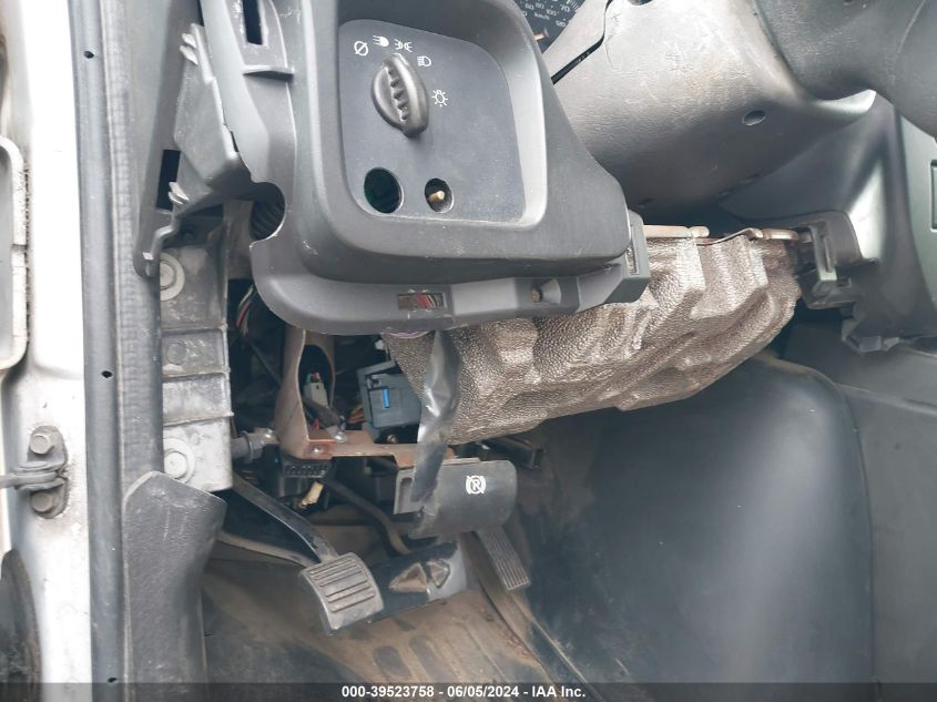 2007 Chevrolet Express Work Van VIN: 1GCGG25V171116421 Lot: 39523758