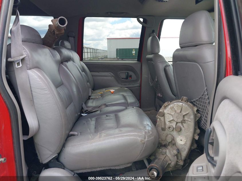 1996 Chevrolet Suburban K1500 VIN: 3GNFK16R7TG155104 Lot: 39523762