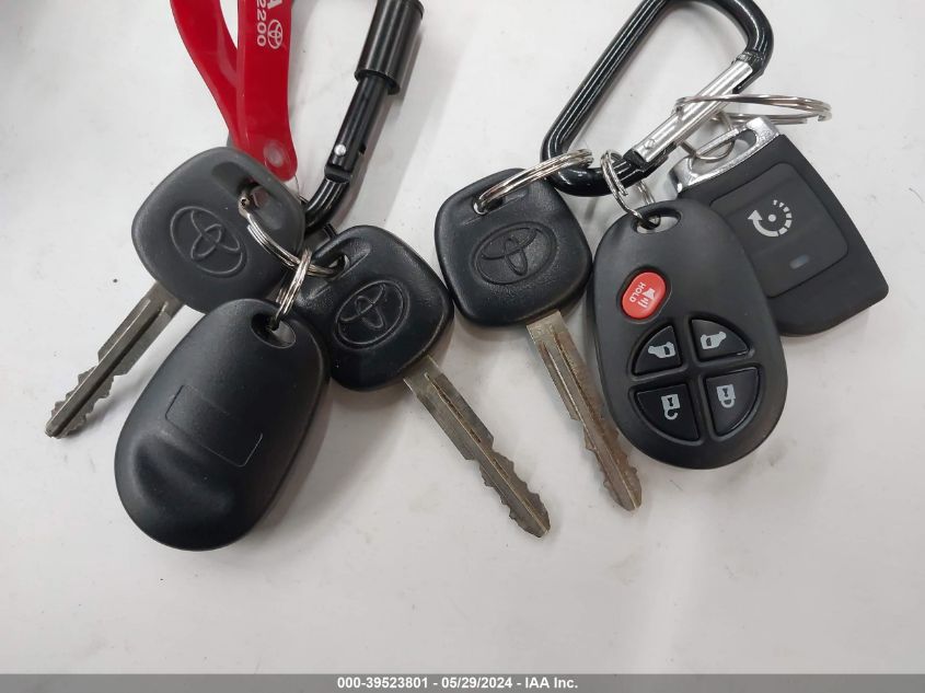 2011 Toyota Sienna Le V6 VIN: 5TDKK3DC8BS027956 Lot: 39523801