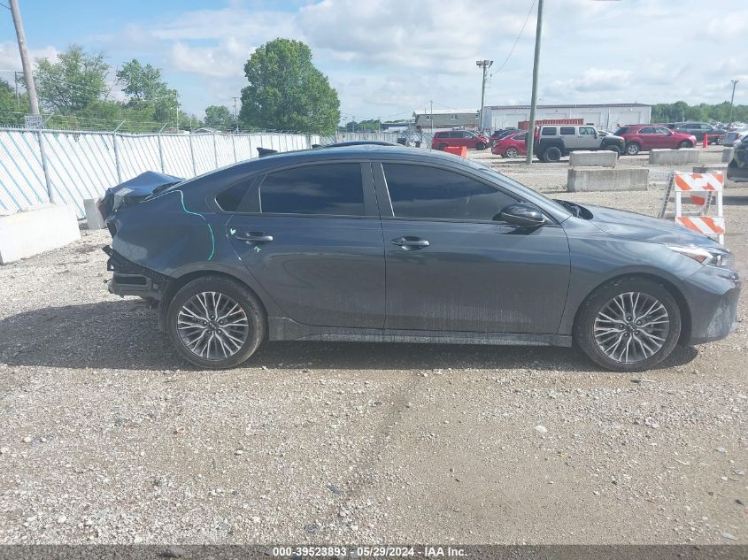 2024 Kia Forte Gt-Line VIN: 3KPF54AD2RE714527 Lot: 39523893