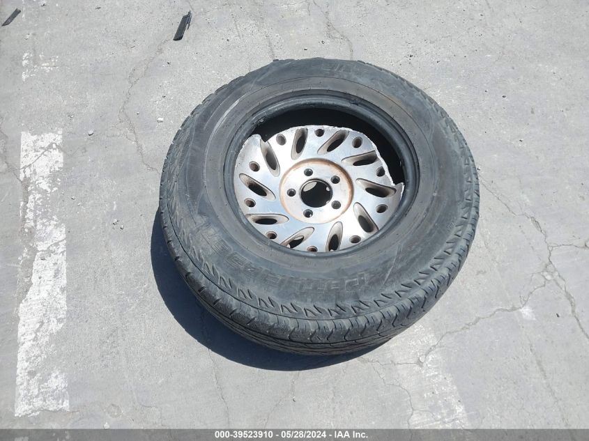 2000 Mercury Mountaineer VIN: 4M2ZU86P7YUJ43248 Lot: 39523910