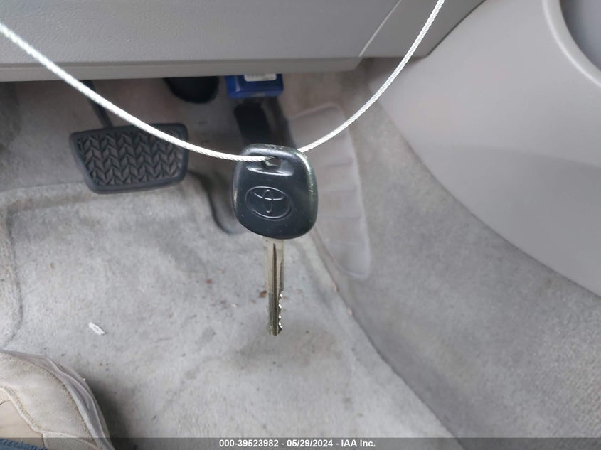 2008 Toyota Camry VIN: 4T1BE46K48U210465 Lot: 39523982