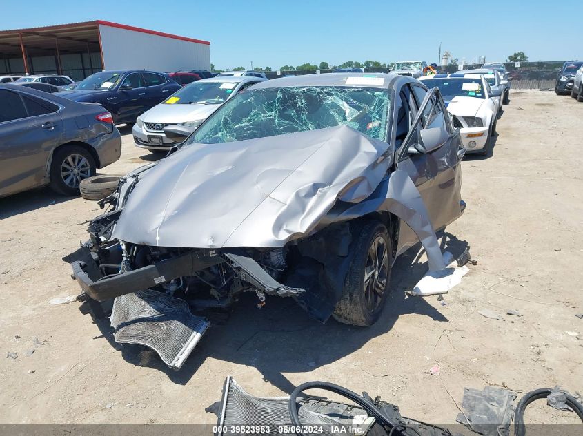 KMHLM4AG7MU156518 2021 HYUNDAI ELANTRA - Image 2