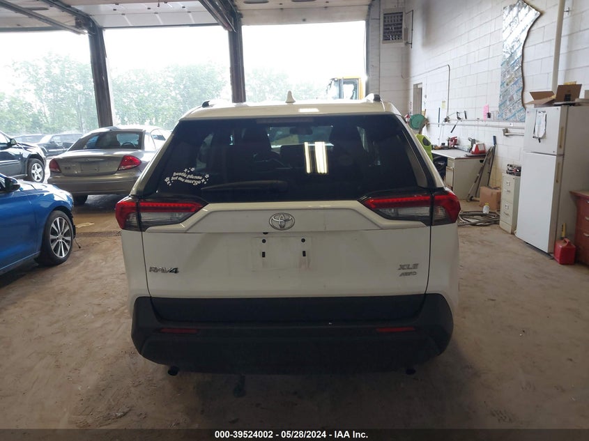 2021 Toyota Rav4 Xle VIN: 2T3P1RFV0MC238680 Lot: 39524002