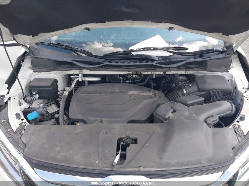 2018 Honda Odyssey Touring VIN: 5FNRL6H83JB002775 Lot: 39524117