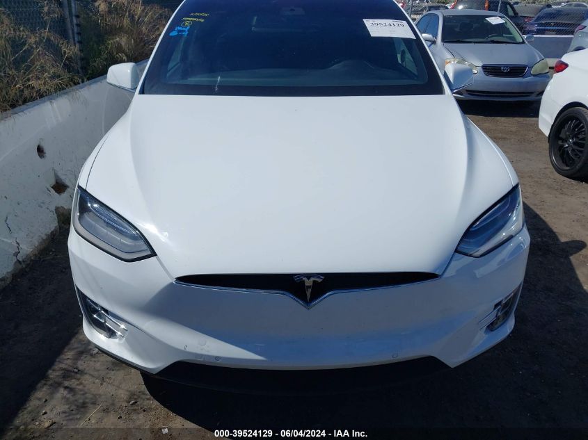 2016 Tesla Model X 60D/70D/75D/90D/P100D VIN: 5YJXCBE27GF009141 Lot: 39524129