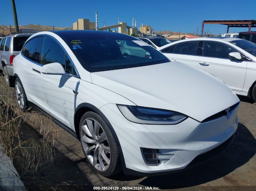 2016 Tesla Model X 60D/70D/75D/90D/P100D VIN: 5YJXCBE27GF009141 Lot: 39524129