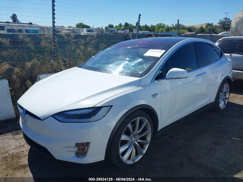 2016 Tesla Model X 60D/70D/75D/90D/P100D VIN: 5YJXCBE27GF009141 Lot: 39524129