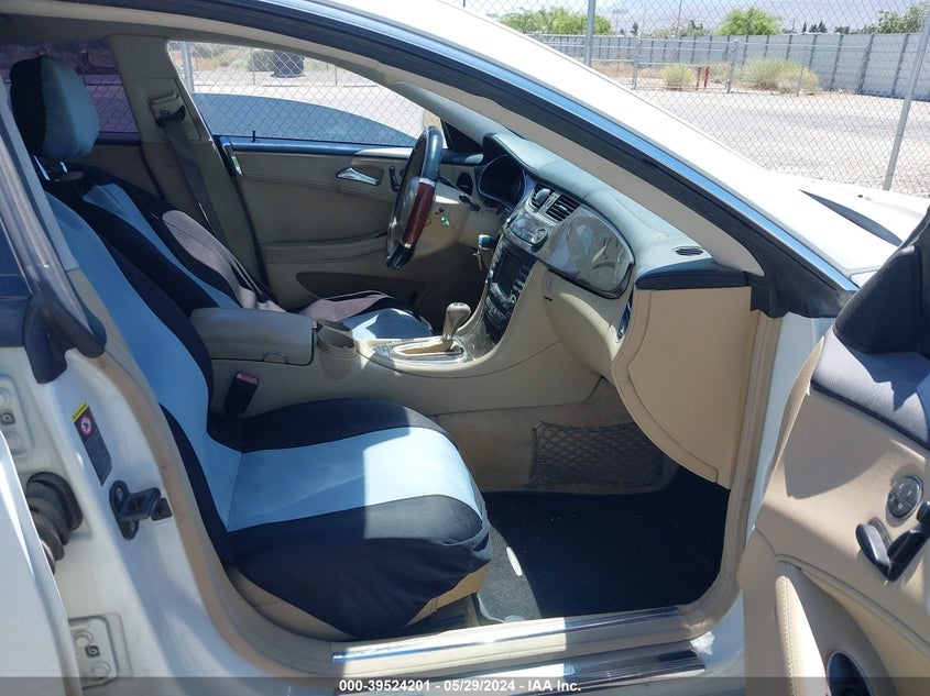 2007 Mercedes-Benz Cls 550 VIN: WDDDJ72X17A103553 Lot: 39524201