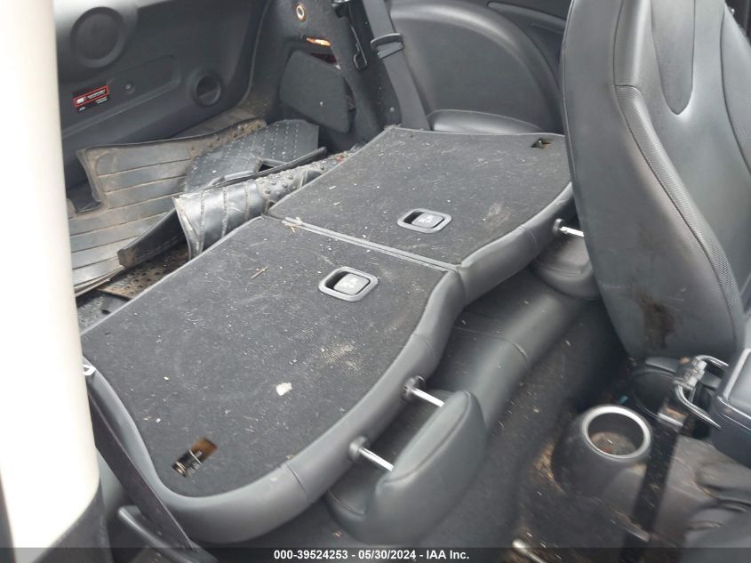 2011 Mini Cooper VIN: WMWSU3C51BTX96472 Lot: 39524253