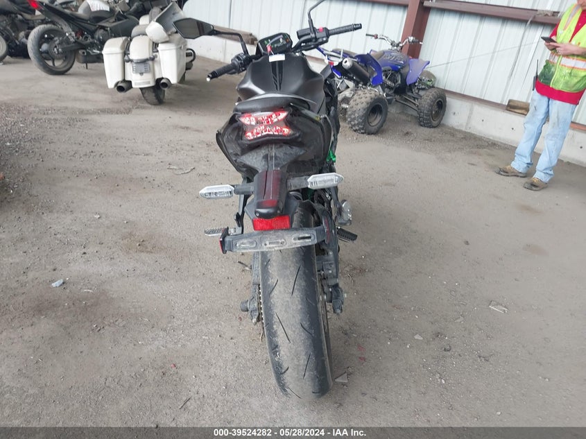 VIN ML5EREN11PDA99907 2023 KAWASAKI ER650 N