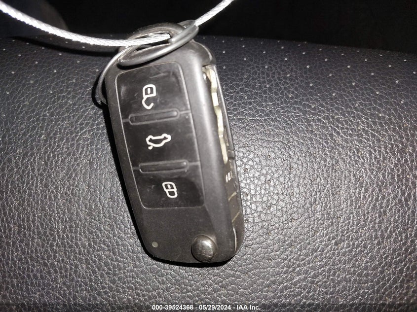 2014 Volkswagen Jetta 2.0L Tdi VIN: 3VWLL7AJ3EM445614 Lot: 39524368