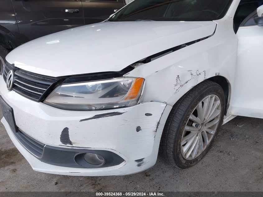 2014 Volkswagen Jetta 2.0L Tdi VIN: 3VWLL7AJ3EM445614 Lot: 39524368