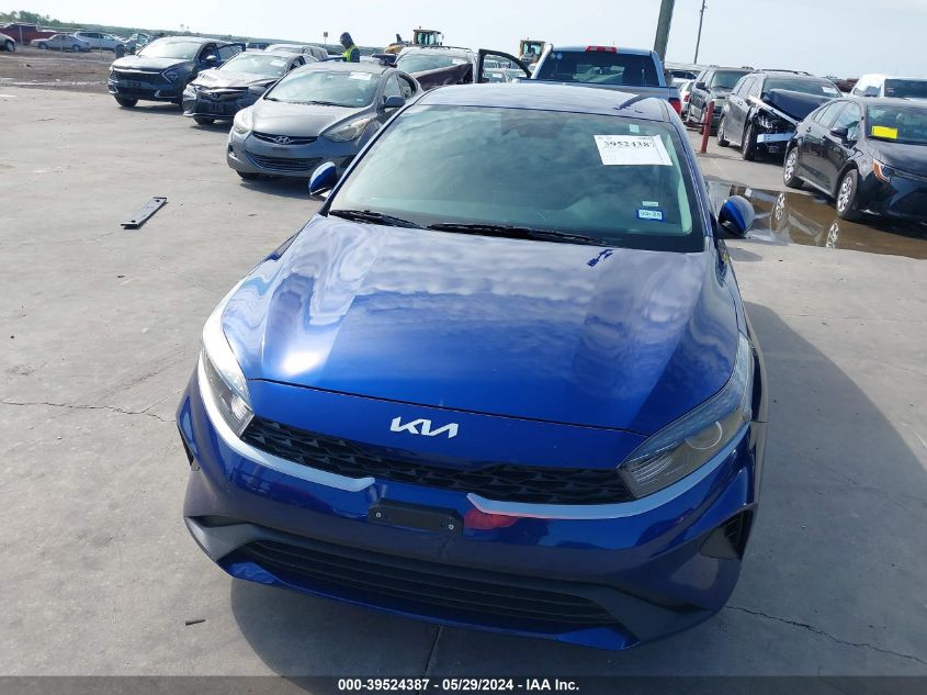 2023 Kia Forte Lxs VIN: 3KPF24AD0PE607725 Lot: 39524387