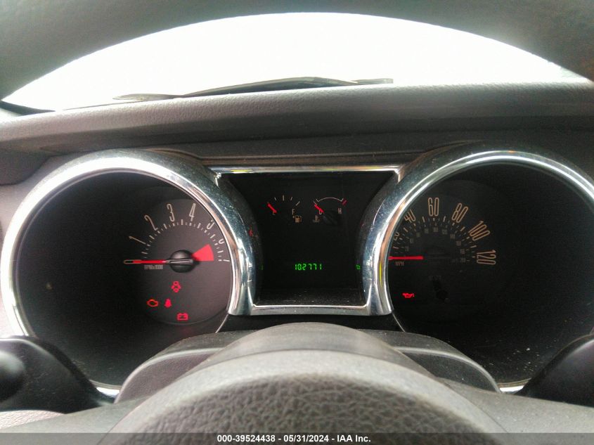 2005 Ford Mustang V6 Deluxe/V6 Premium VIN: 1ZVFT80N055144859 Lot: 39524438