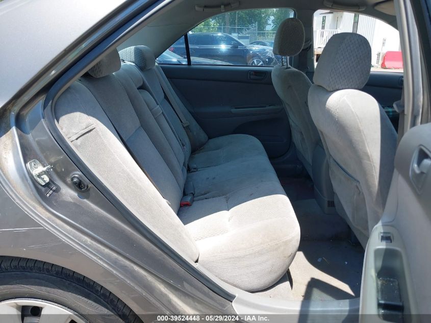 2004 Toyota Camry Le VIN: 4T1BE32K54U811278 Lot: 39524448