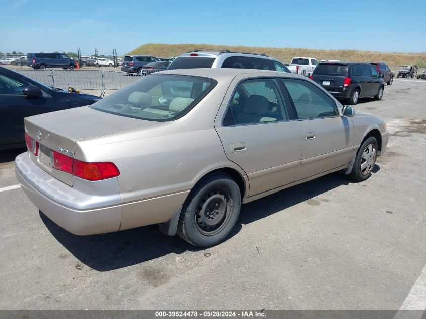 2000 Toyota Camry Le VIN: JT2BG22K7Y0526323 Lot: 39524478