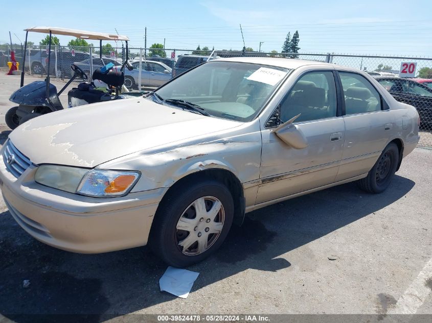 2000 Toyota Camry Le VIN: JT2BG22K7Y0526323 Lot: 39524478