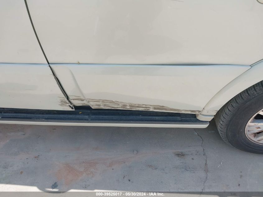 2006 Lincoln Navigator Luxury/Ultimate VIN: 5LMFU28546LJ20880 Lot: 39525017