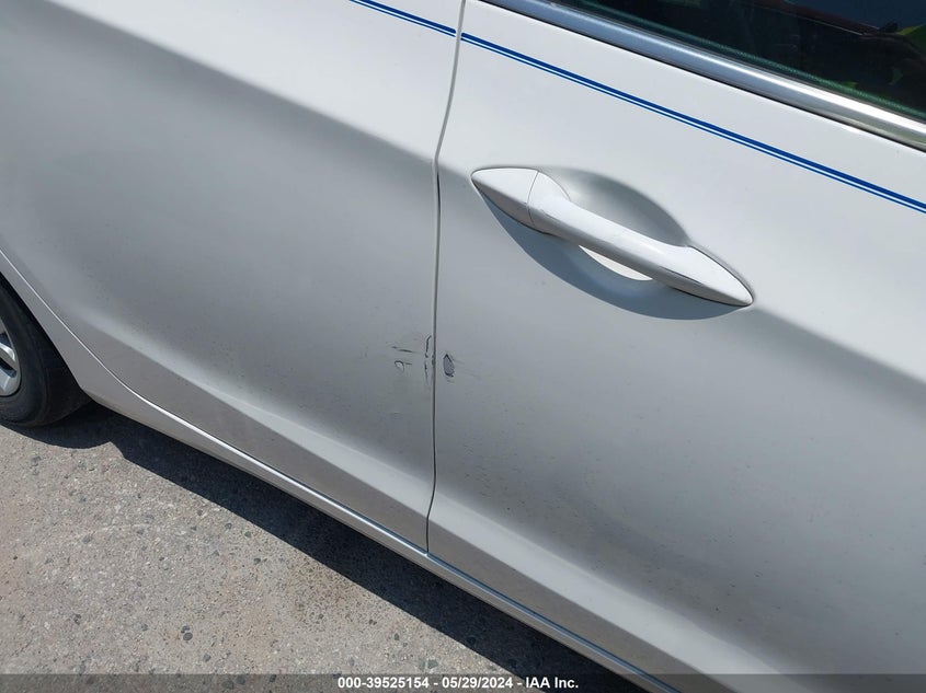 2013 Hyundai Elantra Gt VIN: KMHD35LE9DU062343 Lot: 39525154