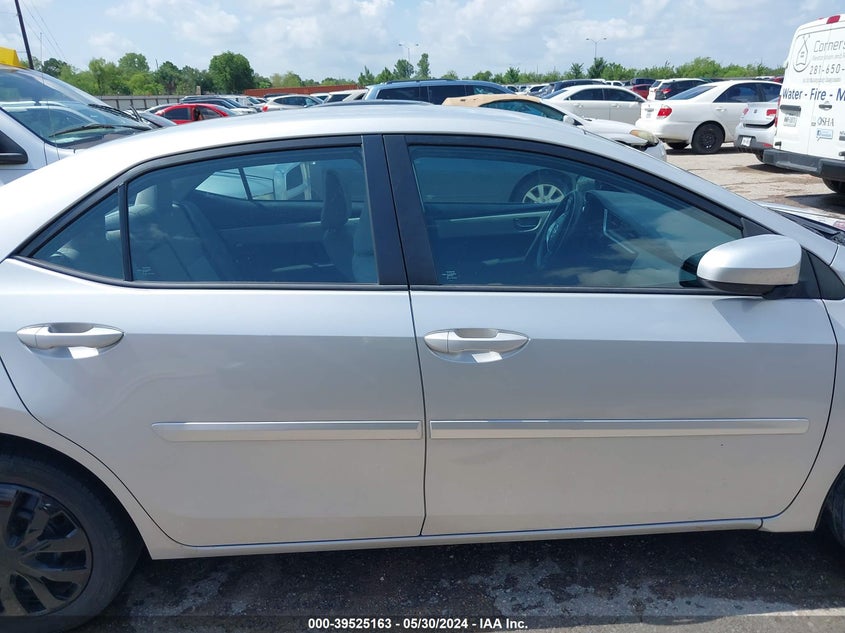 2017 Toyota Corolla Le VIN: 5YFBURHE0HP682882 Lot: 39525163