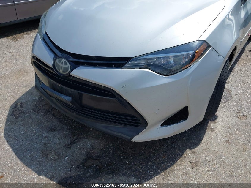 2017 Toyota Corolla Le VIN: 5YFBURHE0HP682882 Lot: 39525163
