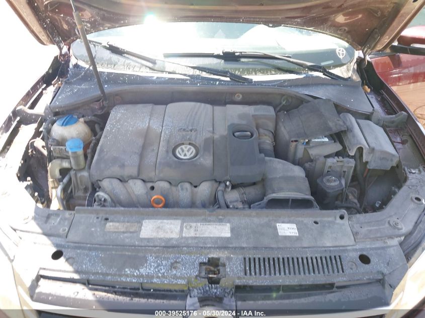 2013 Volkswagen Passat 2.5L S VIN: 1VWAP7A34DC098971 Lot: 39525176