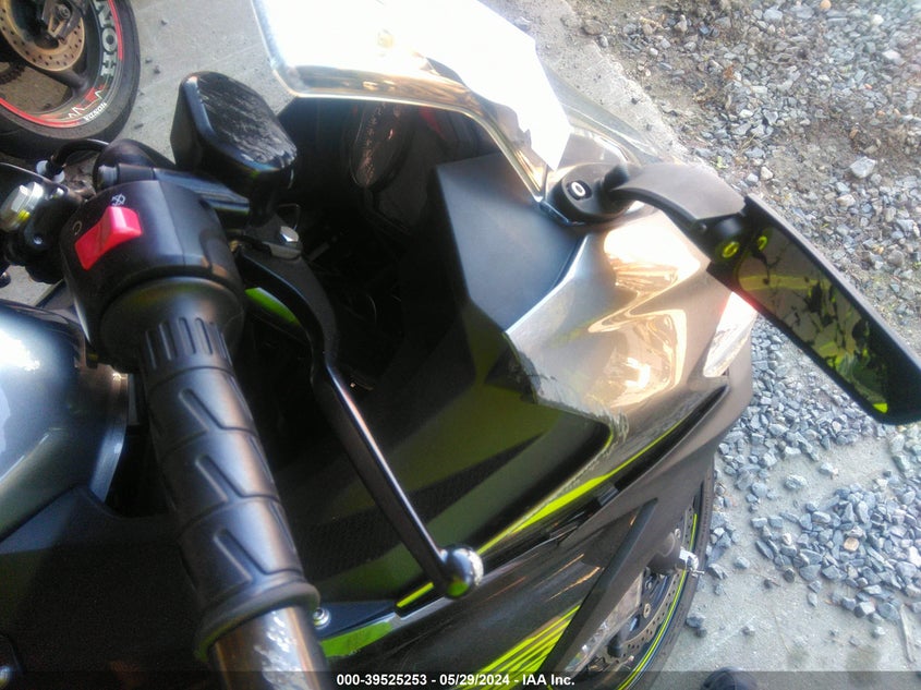 2021 KAWASAKI EX400 UNKNOWN(VIN: JKAEXKG19MDAD3274