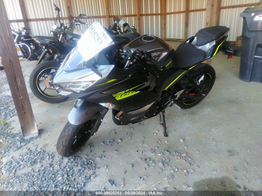 2021 KAWASAKI EX400 UNKNOWN(VIN: JKAEXKG19MDAD3274