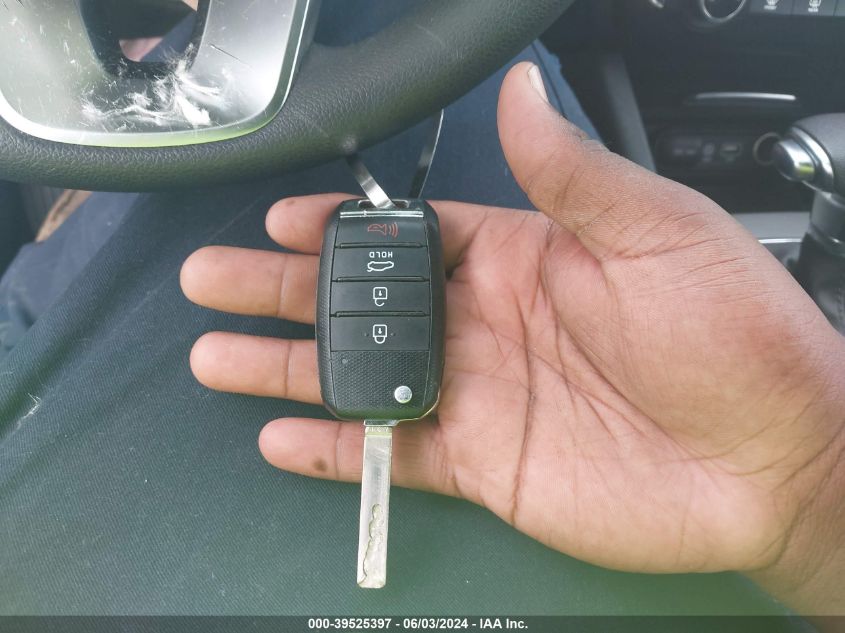 2020 Kia Optima Lx VIN: 5XXGT4L38LG448153 Lot: 39525397