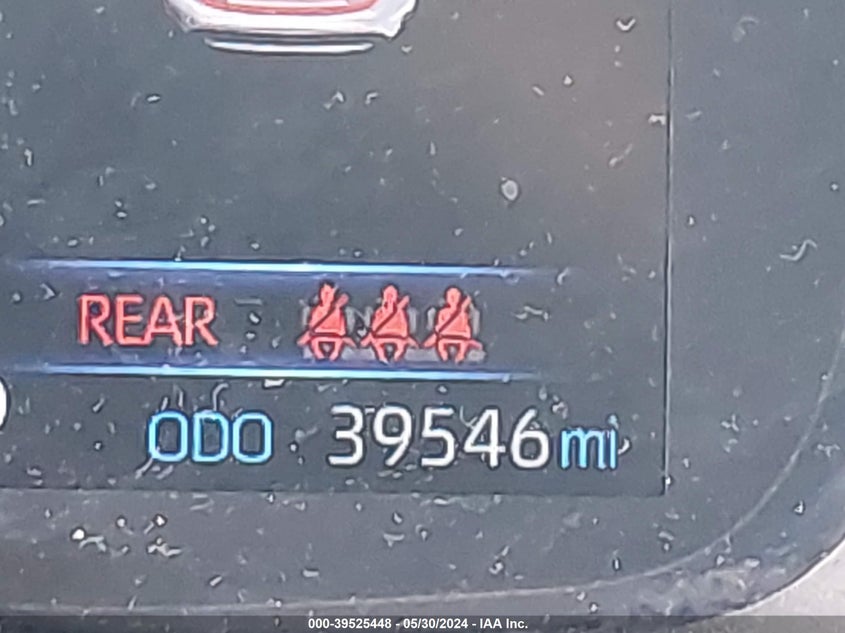 VIN 5YFEPMAE0MP212430 2021 TOYOTA COROLLA LE