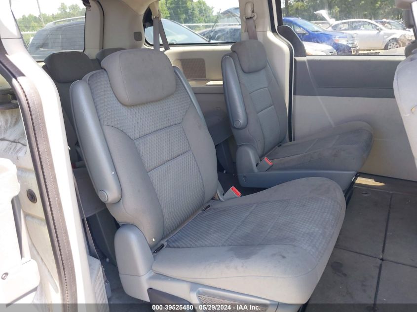 2010 Dodge Grand Caravan Se VIN: 2D4RN4DE1AR370633 Lot: 39525480