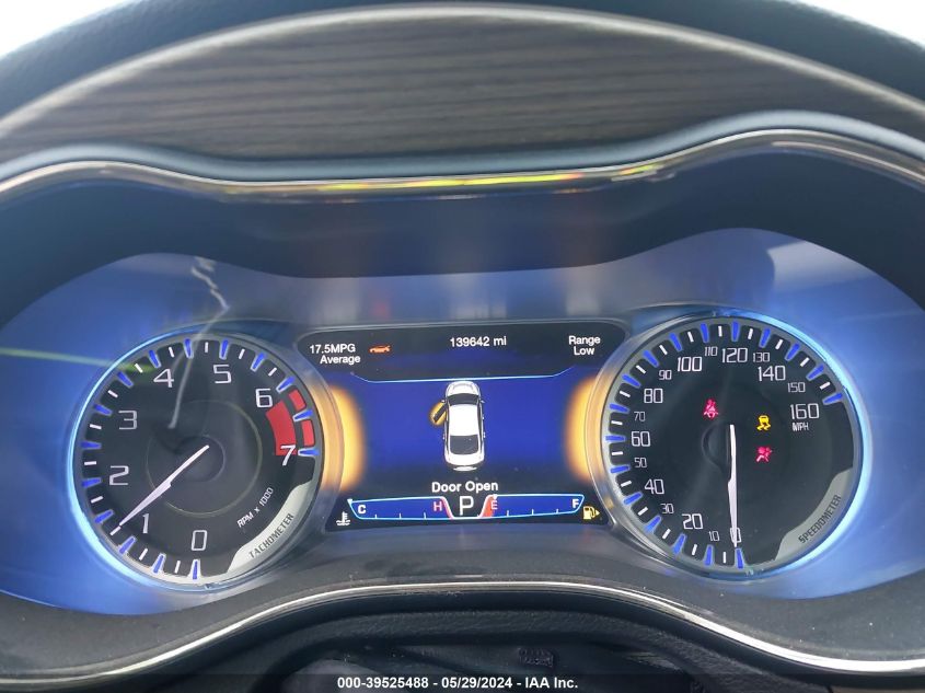 2015 Chrysler 200 C VIN: 1C3CCCEG9FN601404 Lot: 39525488