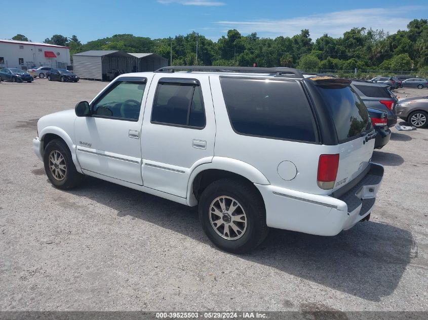 1998 GMC Envoy VIN: 1GKDT13W8W2955824 Lot: 39525503