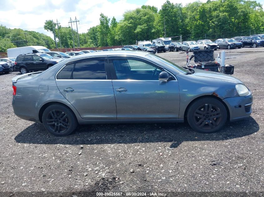 2007 Volkswagen Jetta Wolfsburg Edition VIN: 3VWEG71K67M142271 Lot: 39525567