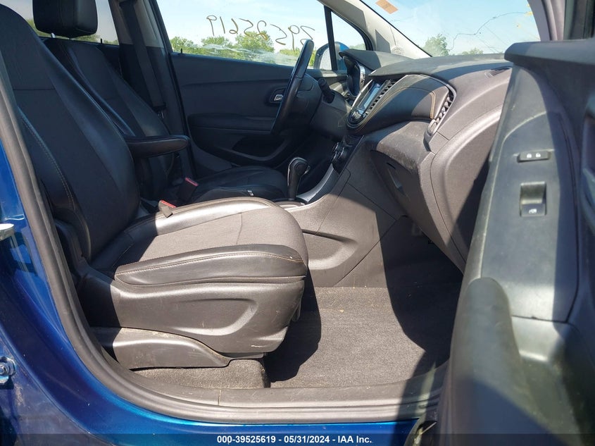 2020 CHEVROLET TRAX AWD LT - 3GNCJPSB2LL296915