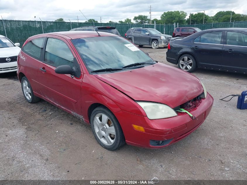 2005 Ford Focus Zx3 VIN: 3FAFP31NX5R132410 Lot: 39525628