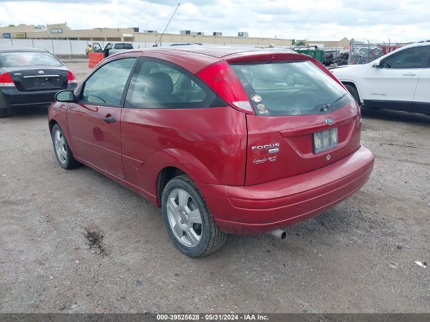 2005 Ford Focus Zx3 VIN: 3FAFP31NX5R132410 Lot: 39525628