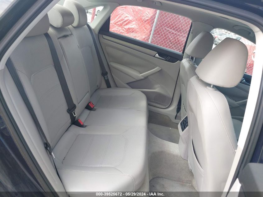 2015 Volkswagen Passat 2.0L Tdi Se VIN: 1VWBV7A33FC065702 Lot: 39525672