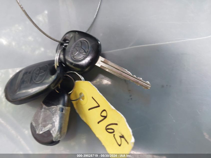 2015 Toyota Tacoma Base V6 VIN: 3TMLU4EN2FM194095 Lot: 39525719