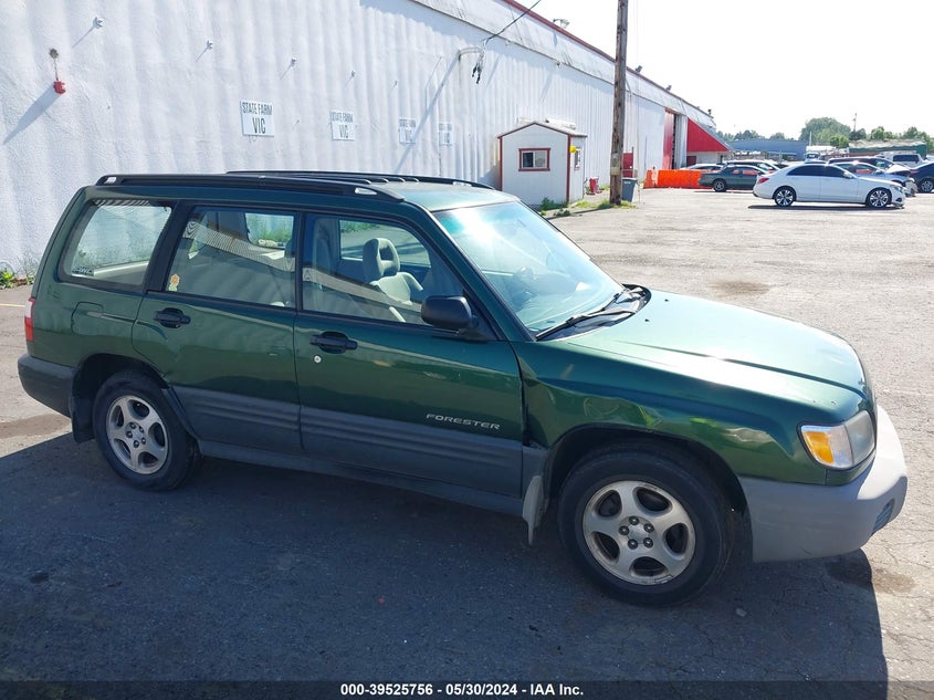 2002 Subaru Forester L VIN: JF1SF635X2H726413 Lot: 39525756